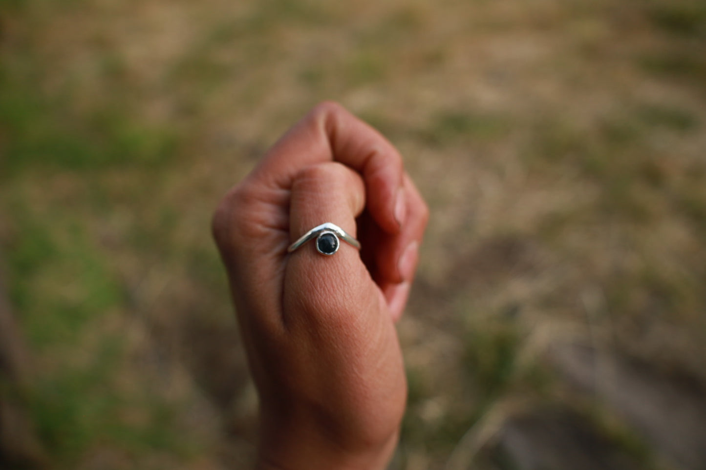 Anillo turmalina negra
