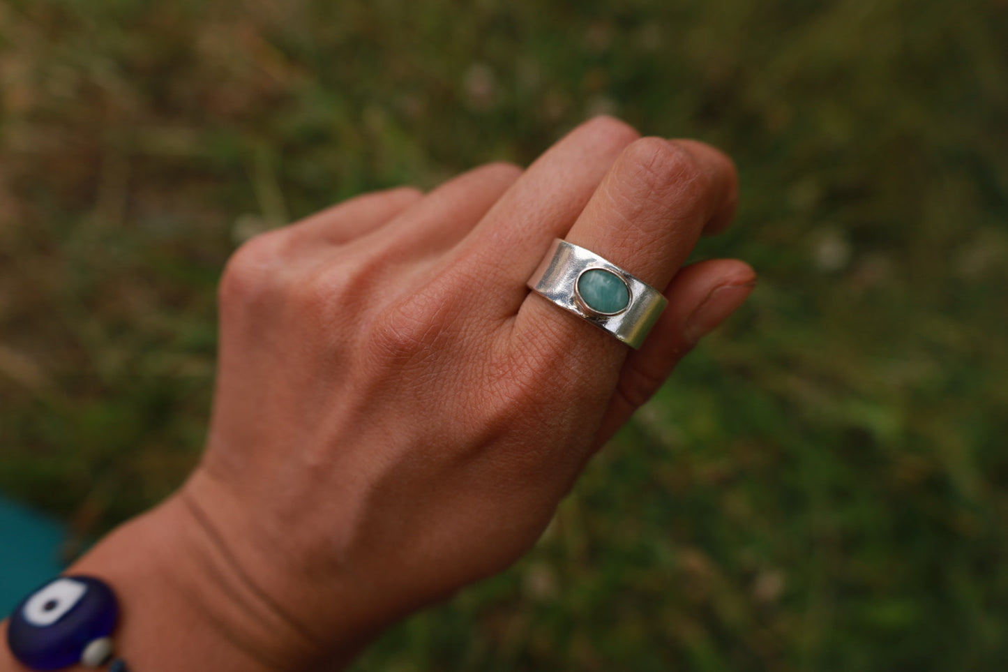 Anillo “rocker” larimar