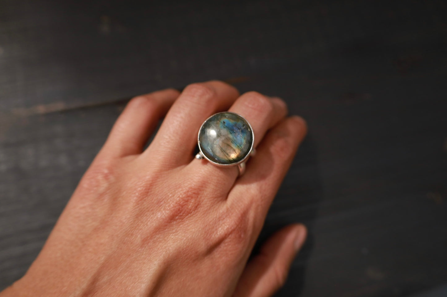 Anillo Big labradorita