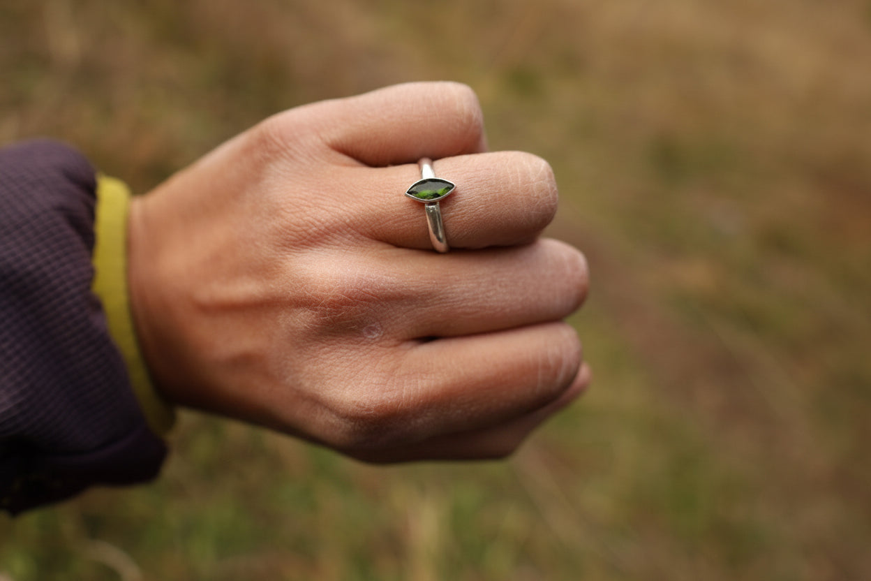 Anillo peridoto