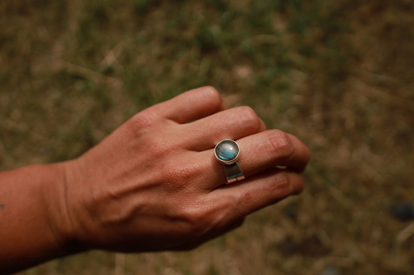 Anillo labradorita C. Castillo