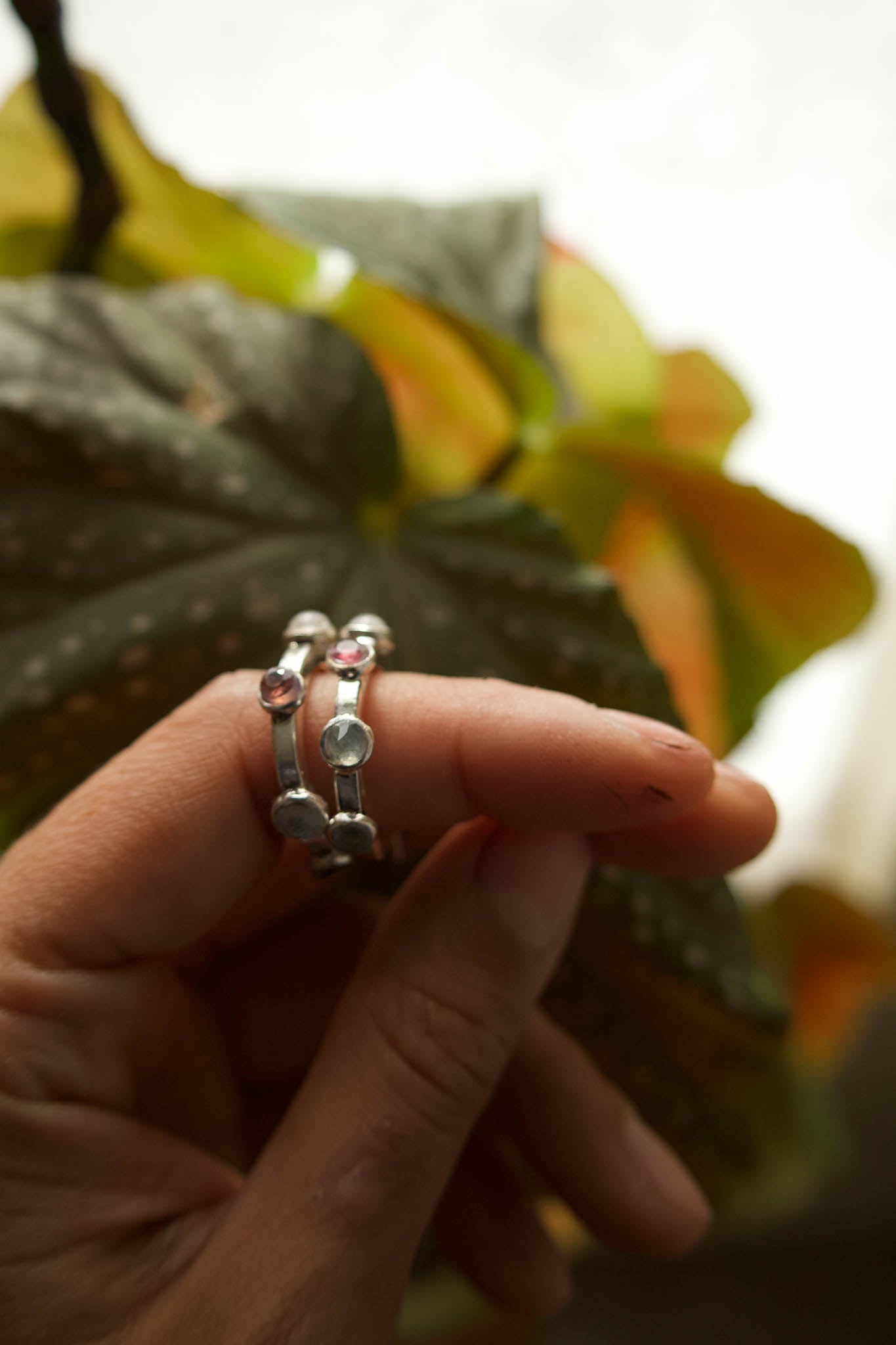 Argollas gruesas 4 piedras